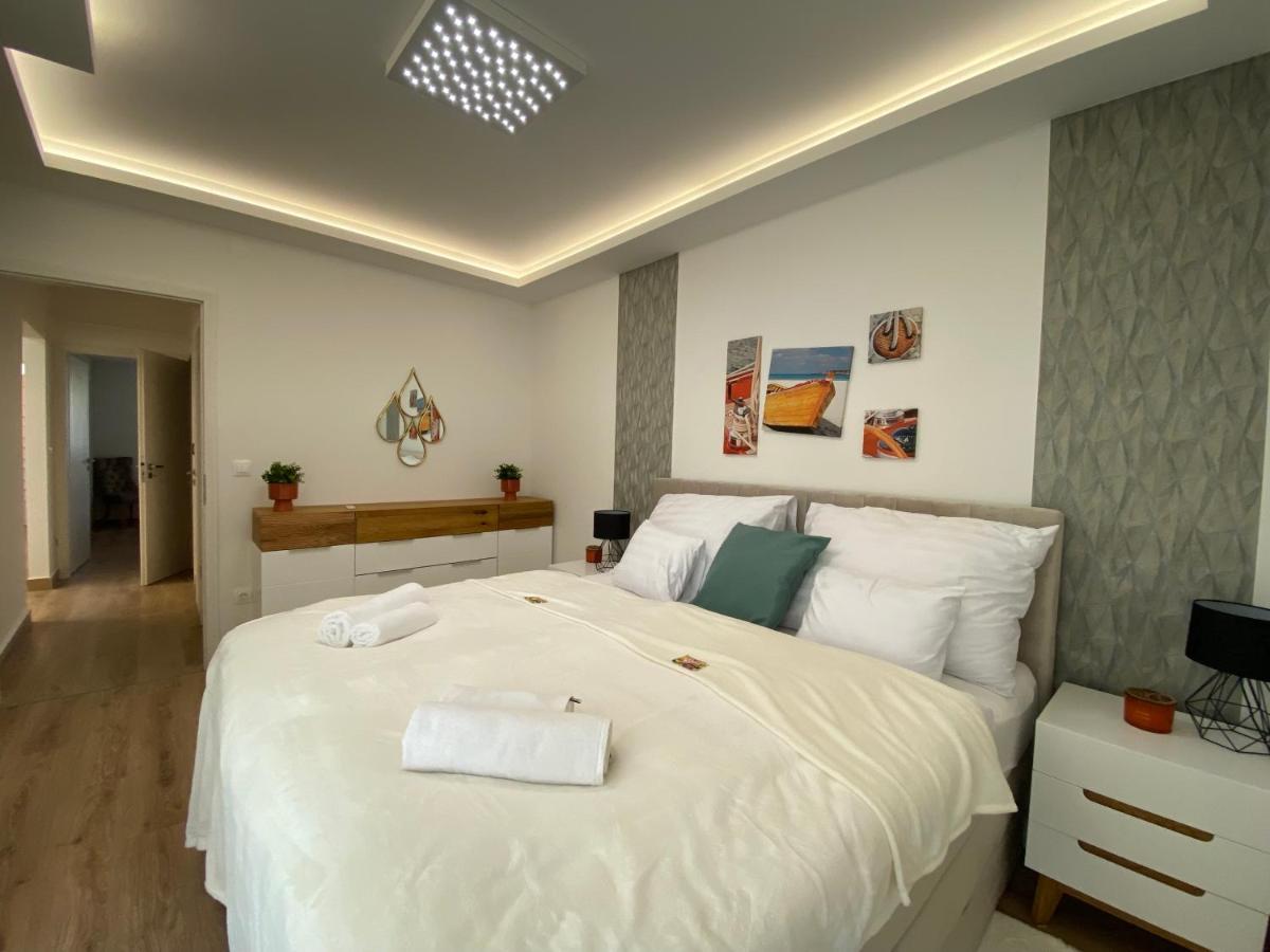 Sunshine Homes Zamárdi エクステリア 写真